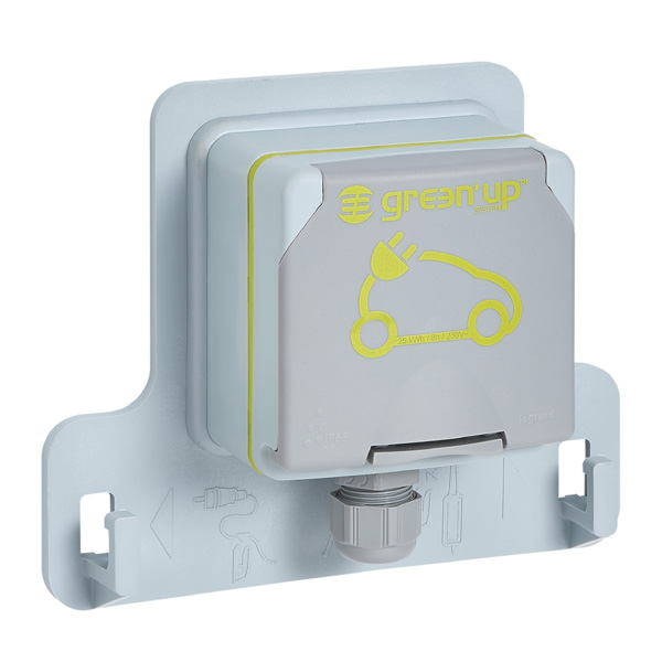 Prise saillie Green'up Access véhicule électrique Modes 1/2 IP66 IK08 16A  230V - DOMOCELEC