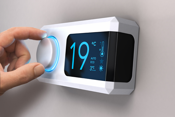 Une aide financière pour installer un thermostat connecté et réduire vos dépenses en énergie
